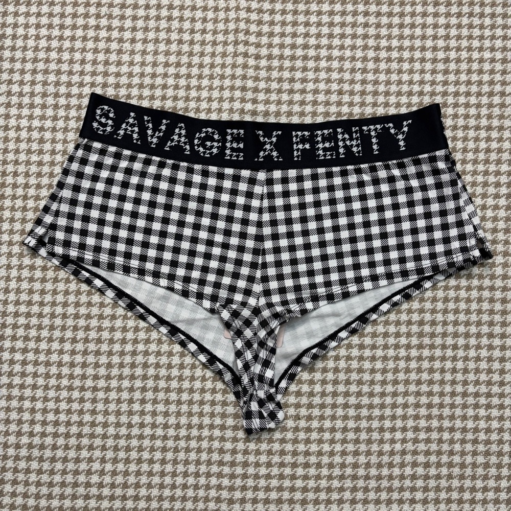 Savage X Fenty | ‘Forever Savage’ Gingham Print Set - Picture 10 of 16